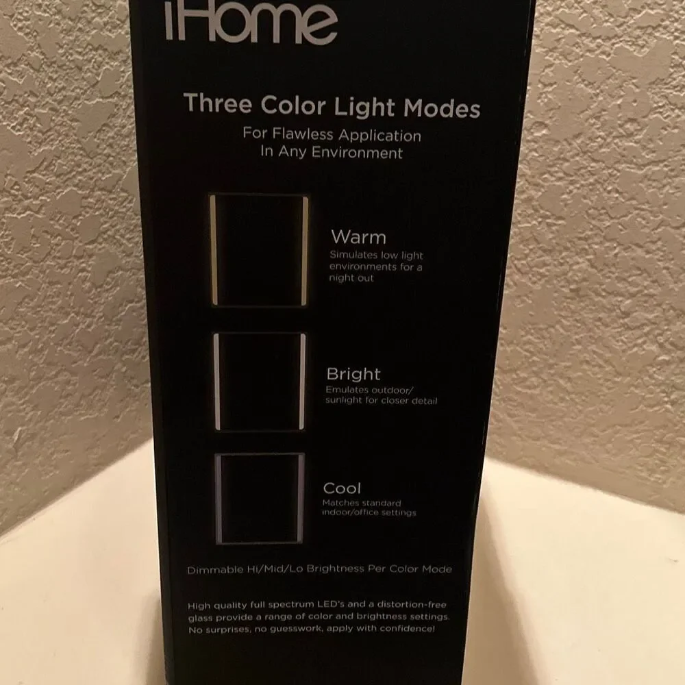 iHome Vanity Mirror With Bluetooth Speaker White Trifold Light Up Makeup New Box